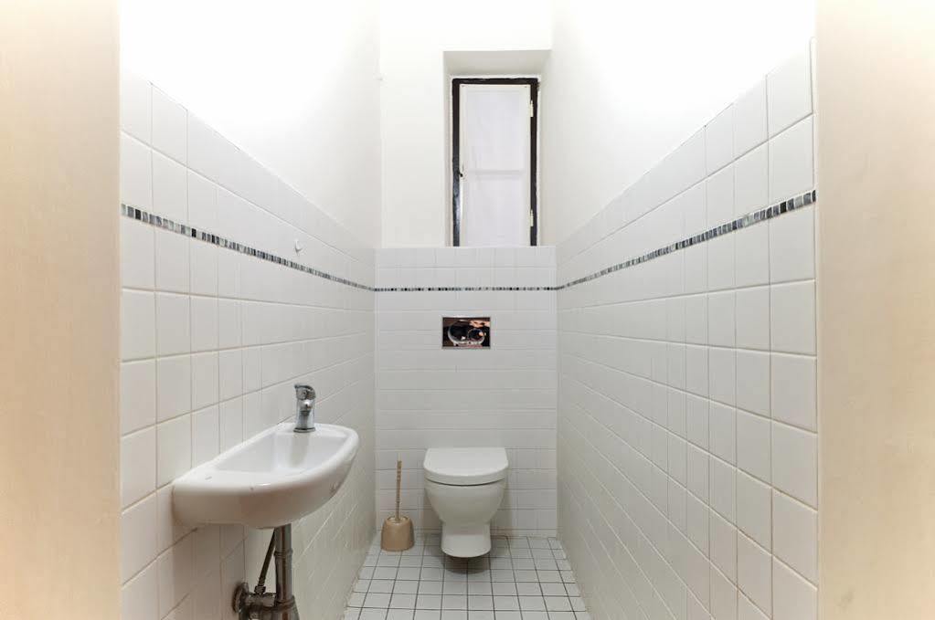 Gallery Hostel Prague Exterior photo